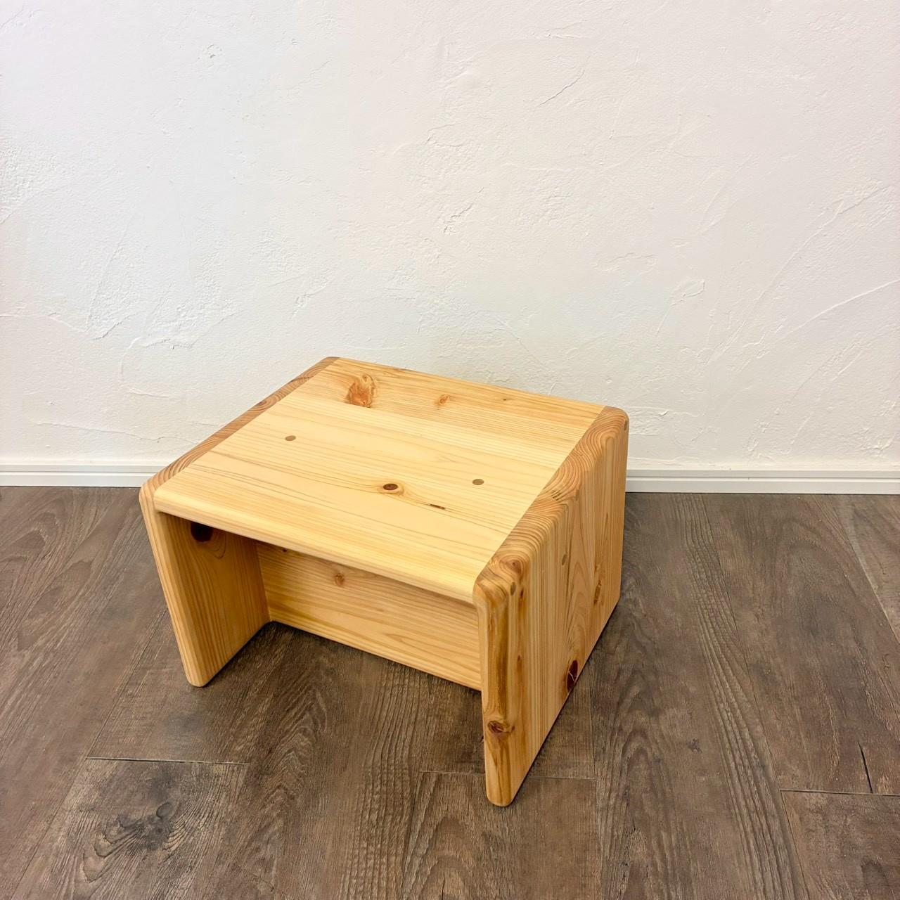 【全ての角が丸い】成長に合わせて使える子供椅子＆机セット　国産ヒノキの無垢材　オイル仕上げ　変化椅子　子供机　踏み台 | 10枚目