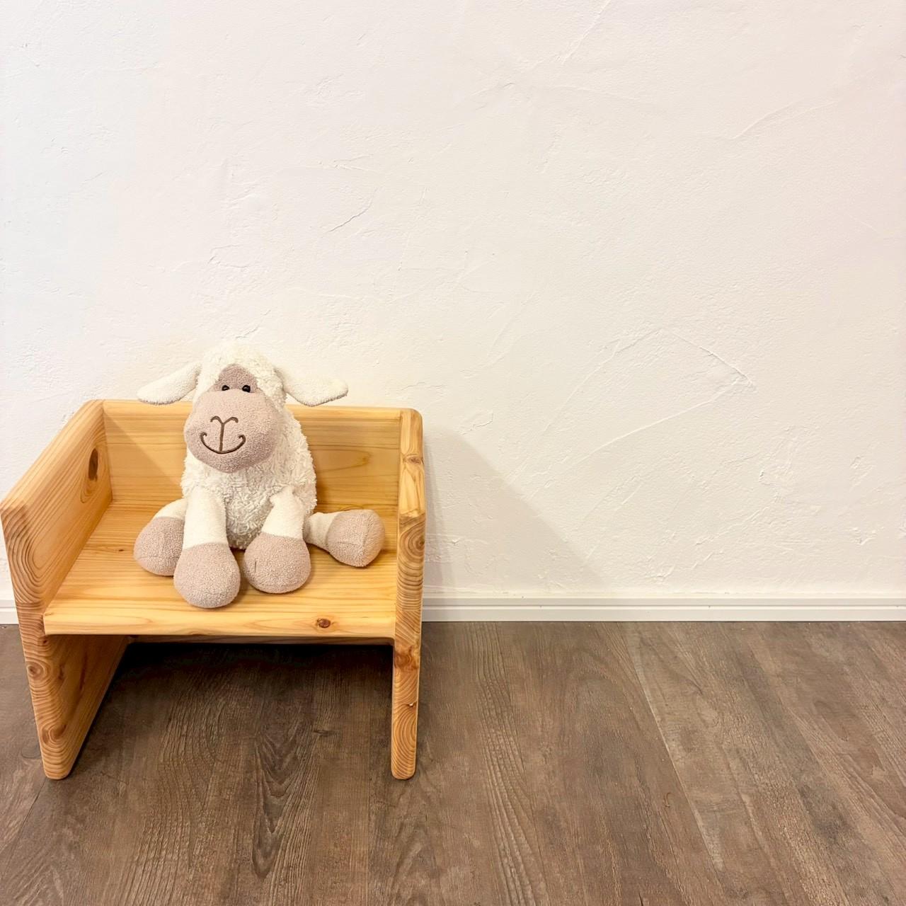 【全ての角が丸い】成長に合わせて使える子供椅子　国産ヒノキの無垢材　オイル仕上げ　変化椅子　キッズチェア　踏み台　子供机 | 8枚目