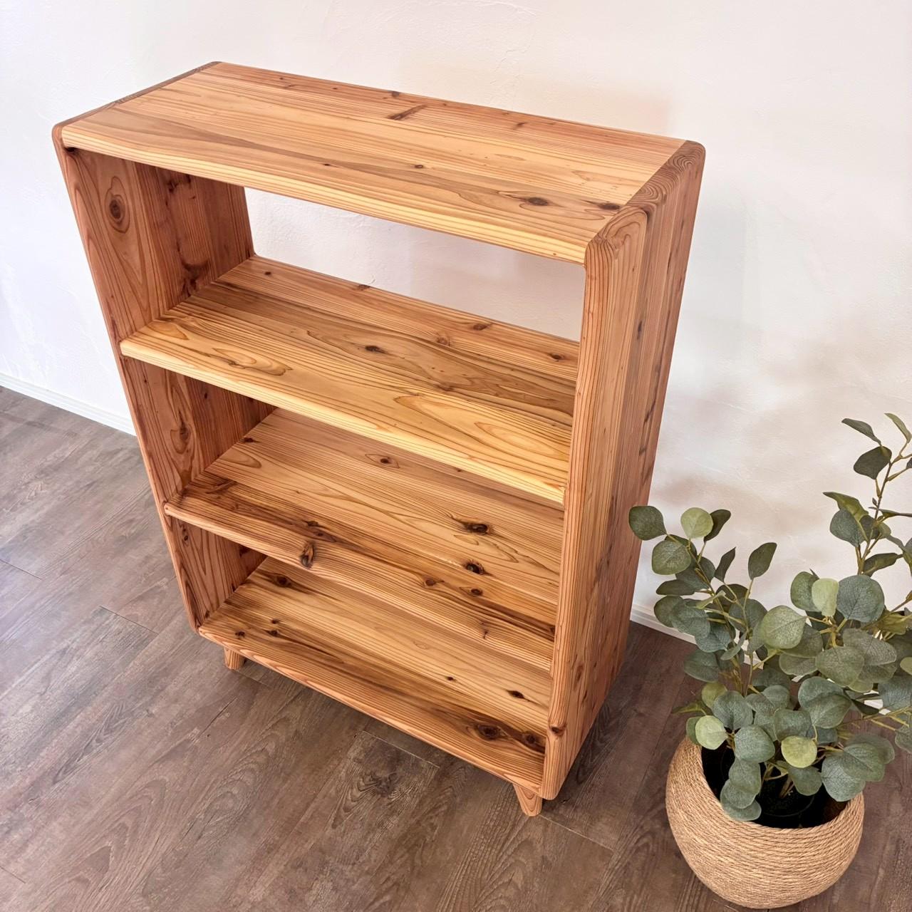 角までやさしい、国産杉の収納棚｜家族に寄り添う丸角デザイン　脚付　本棚　オープンラック　【カラーサイズオーダー可】 | 7枚目