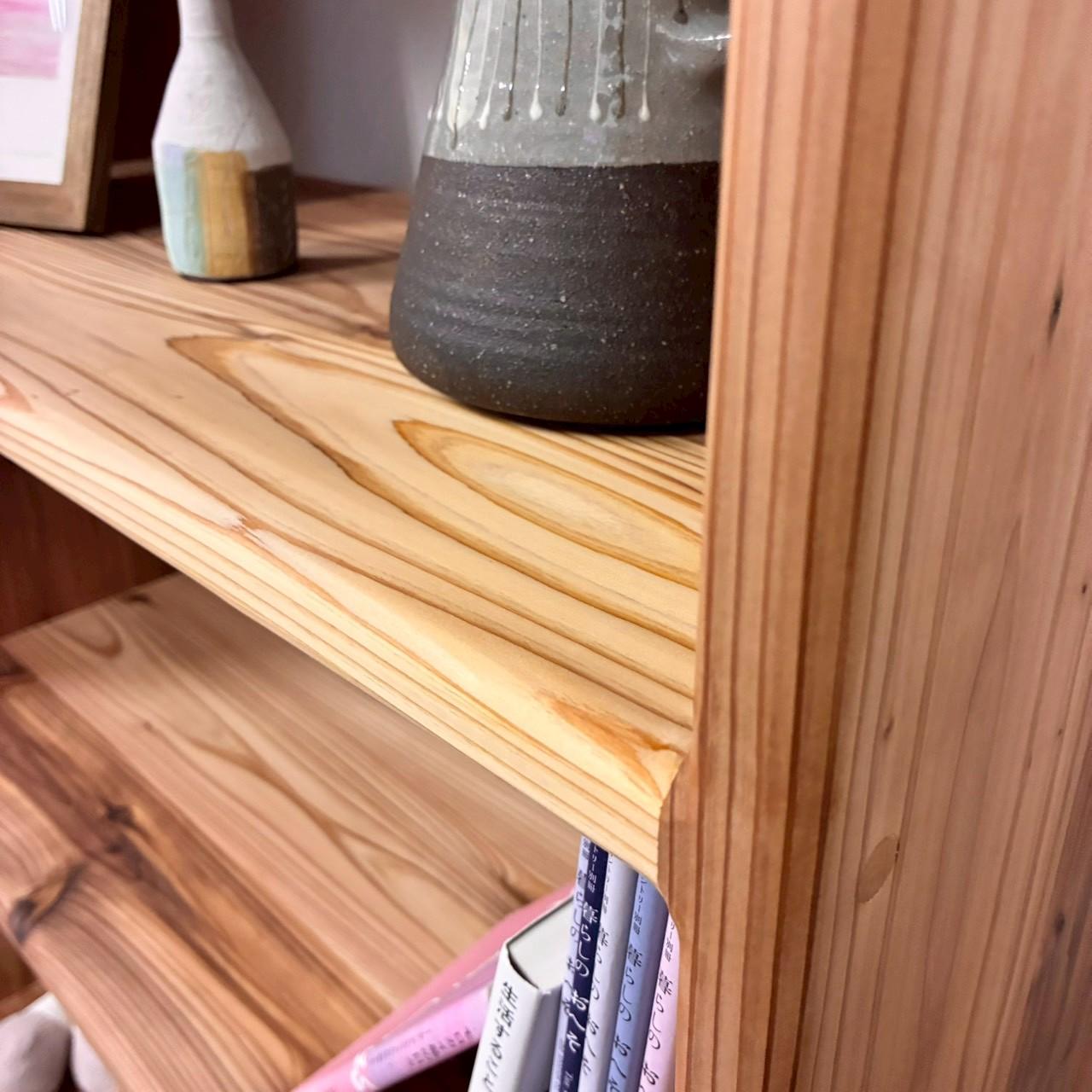 角までやさしい、国産杉の収納棚｜家族に寄り添う丸角デザイン　本棚　オープンラック　【カラーサイズオーダー可 | 5枚目